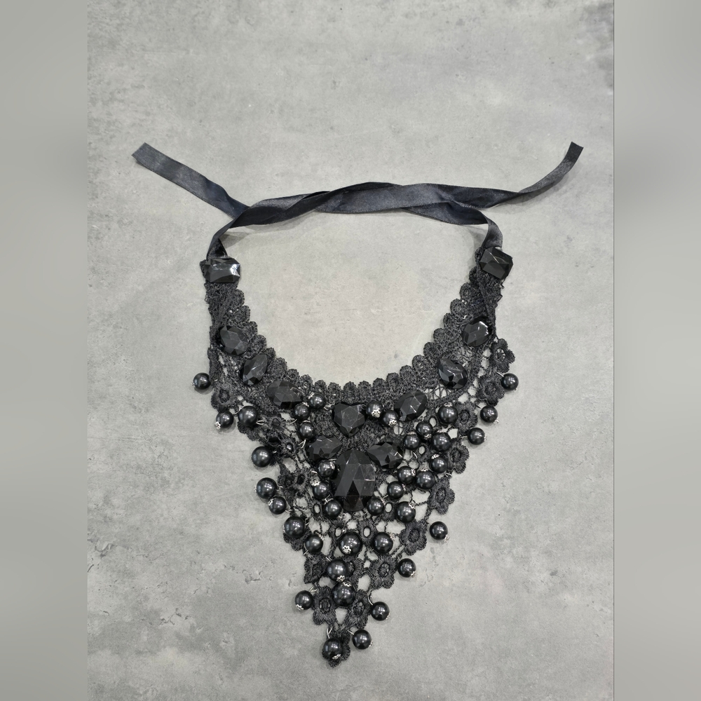 Elegant Black Lace Necklace